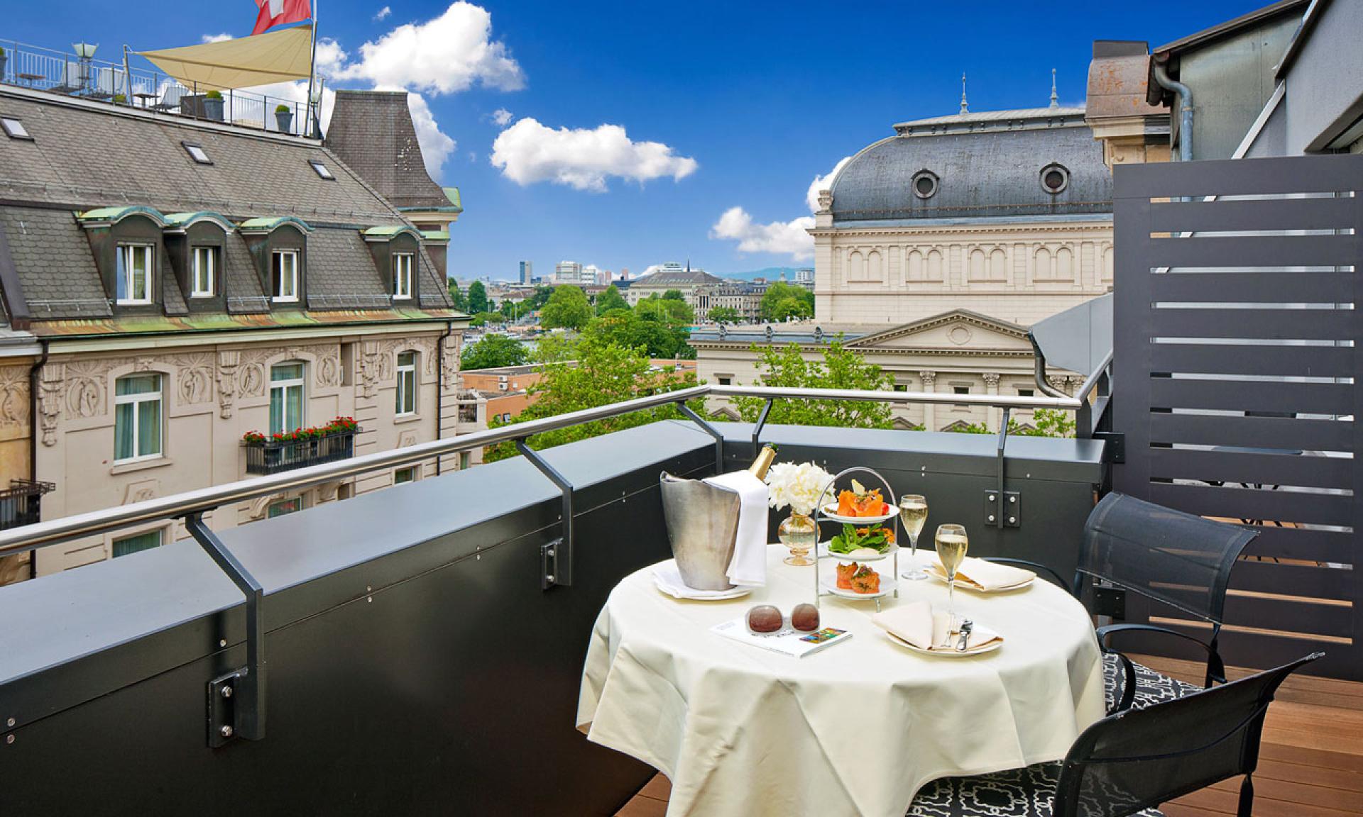 Hotel Opera