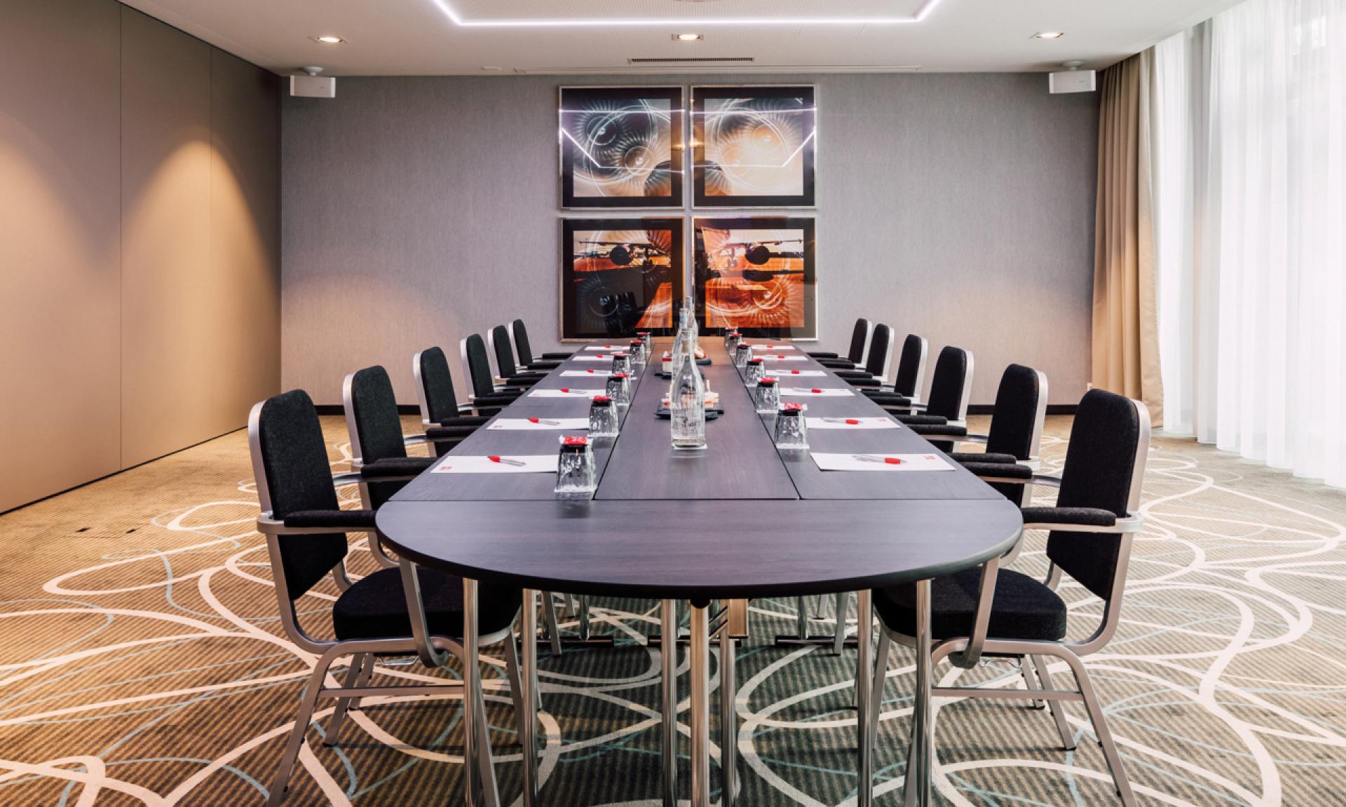 Leonardo Hotel Zurich Airport