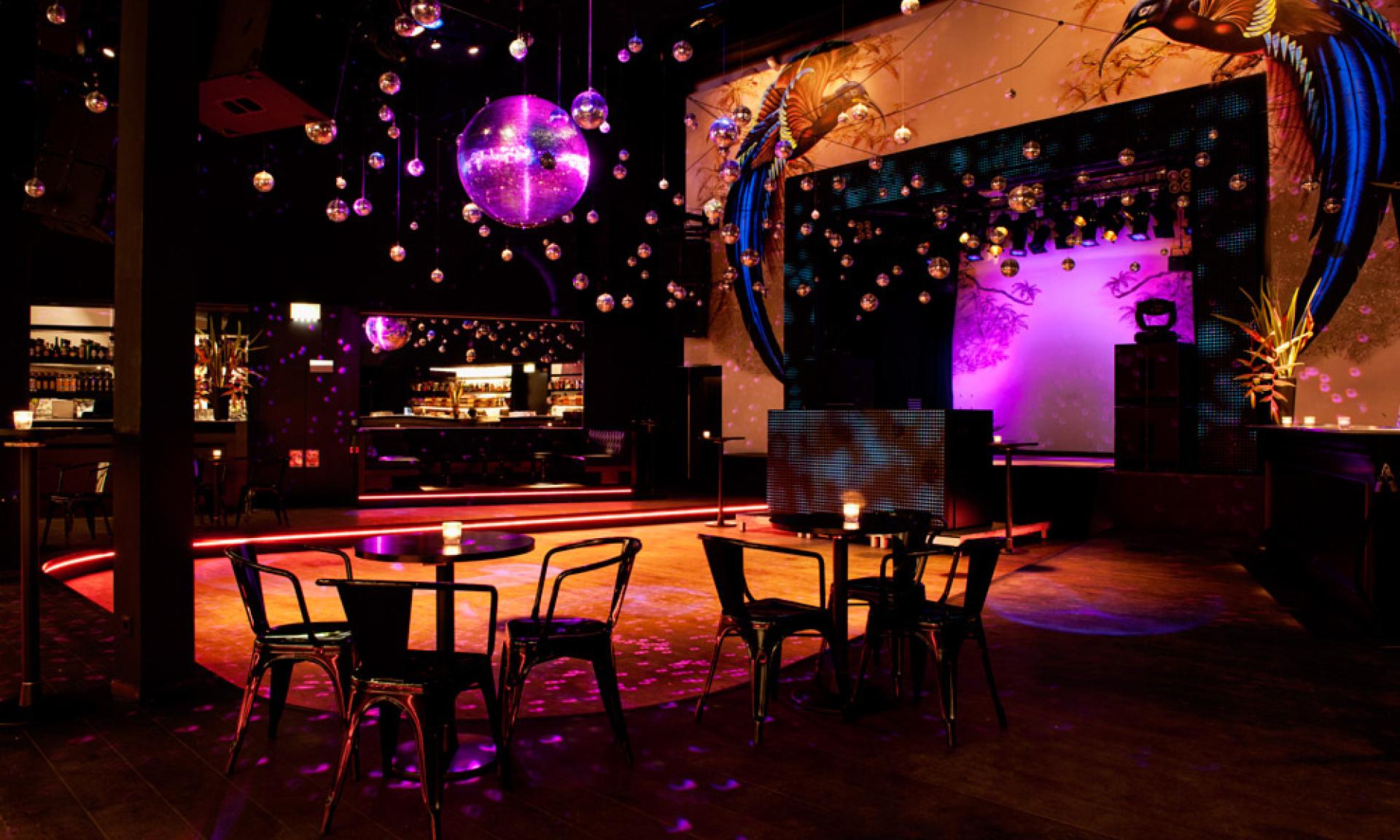 Plaza Club