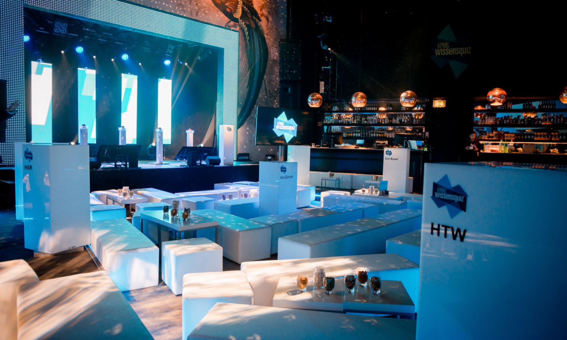 Plaza Club