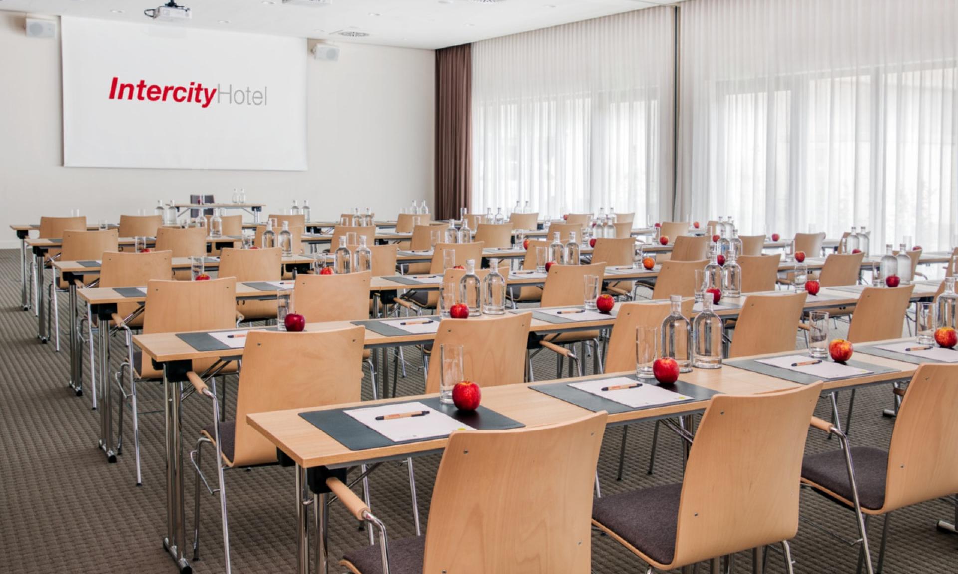 Intercity Hotel Zürich Airport