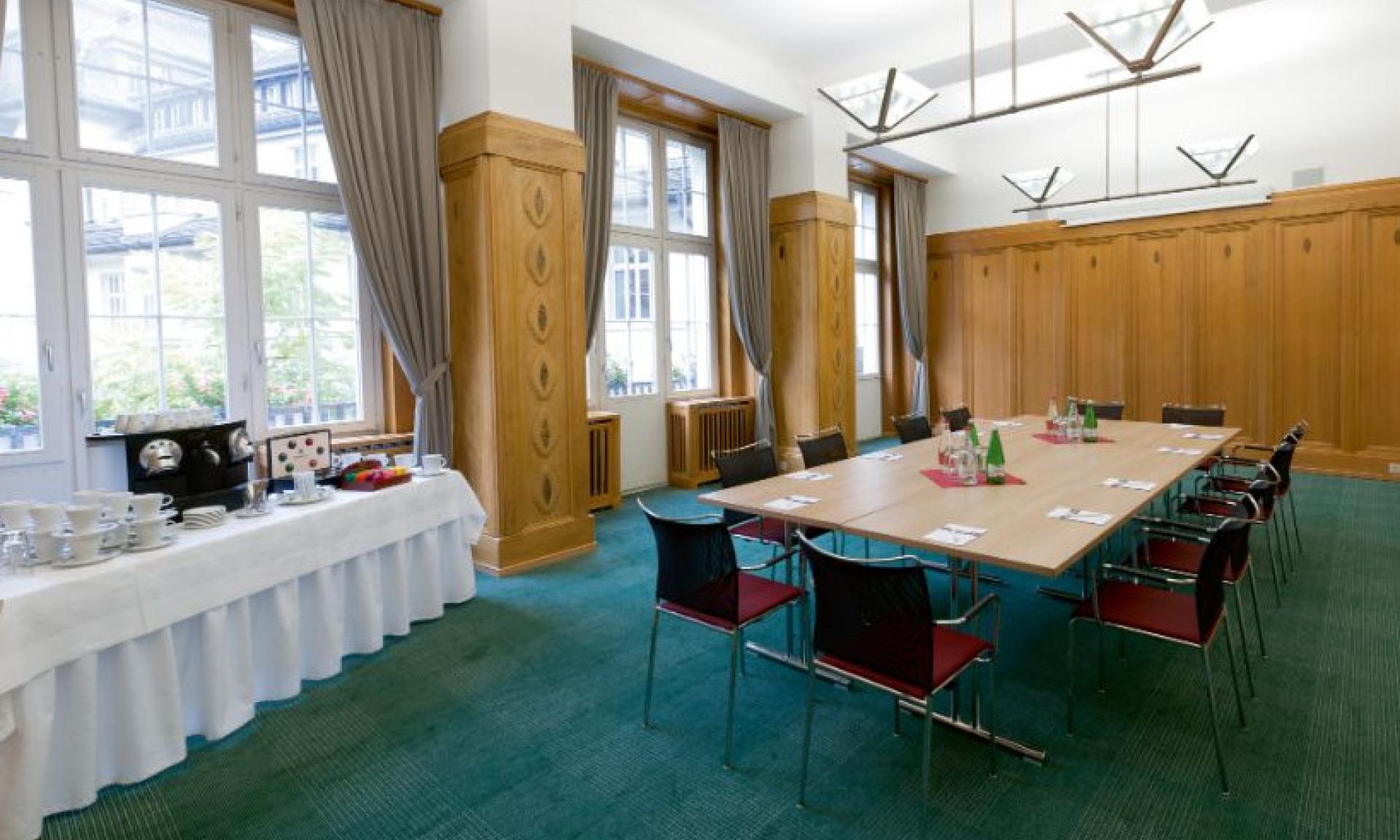 Glockenhof Conference Room
