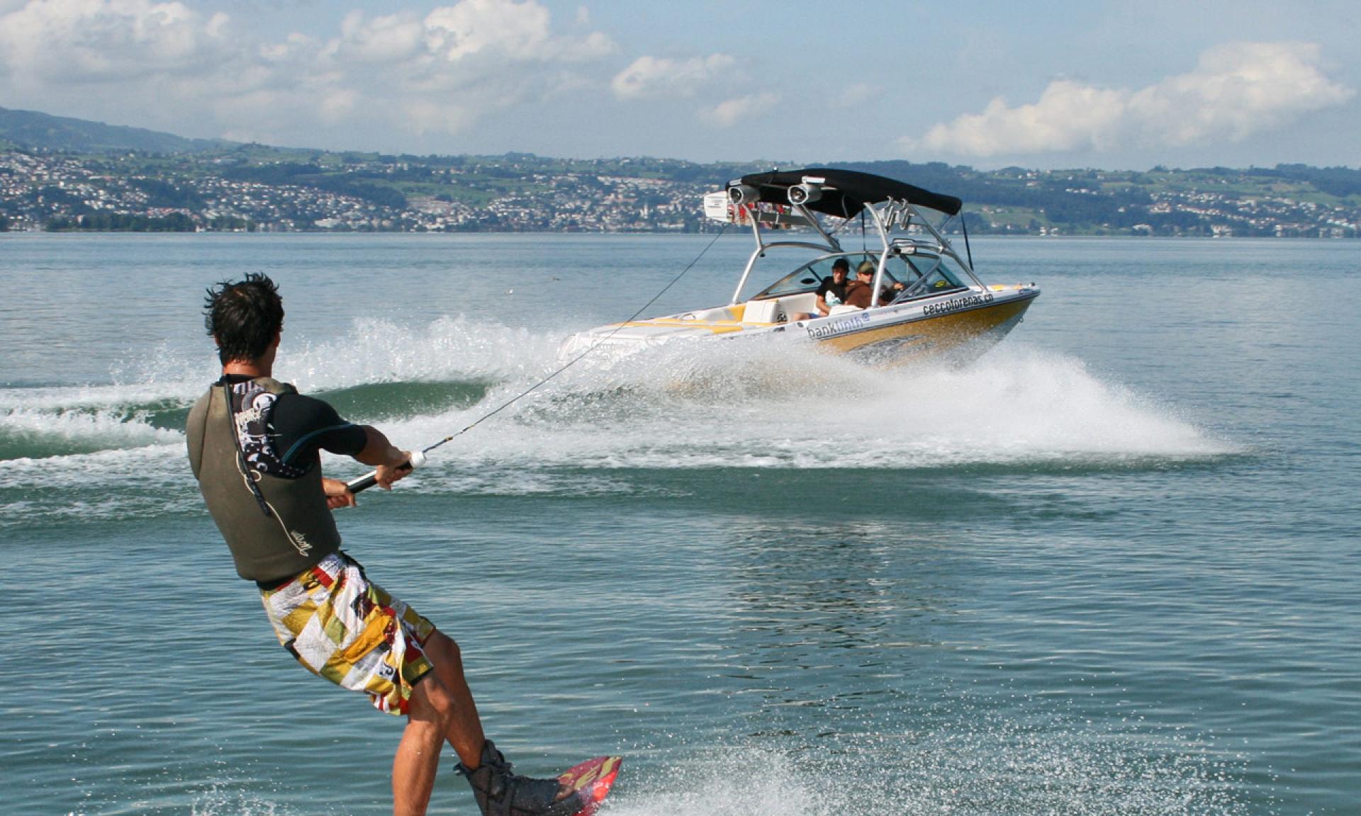 Ceccotorenas Wakeboarding School