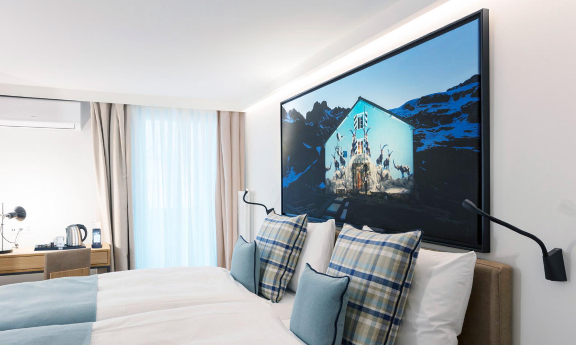 Alpine Rooms by Leoneck