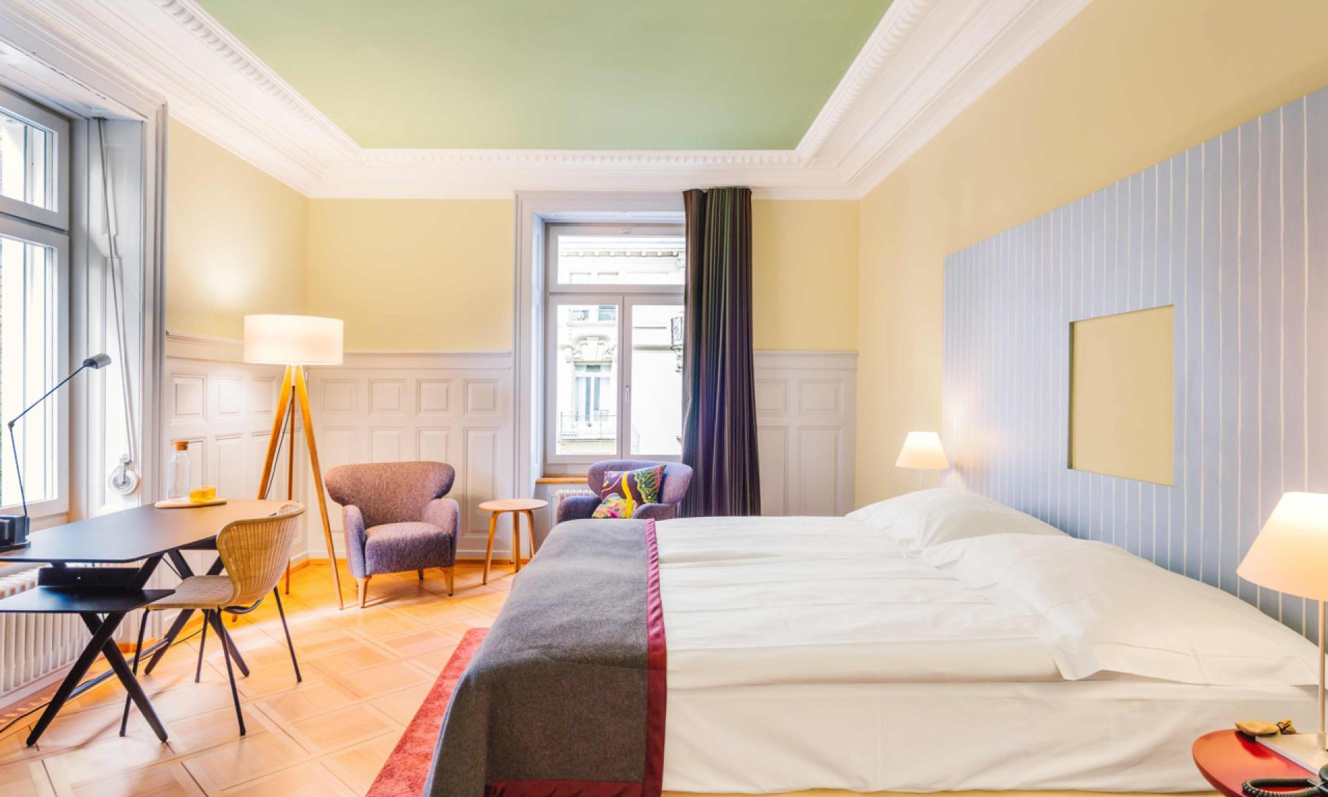 Alma Hotel