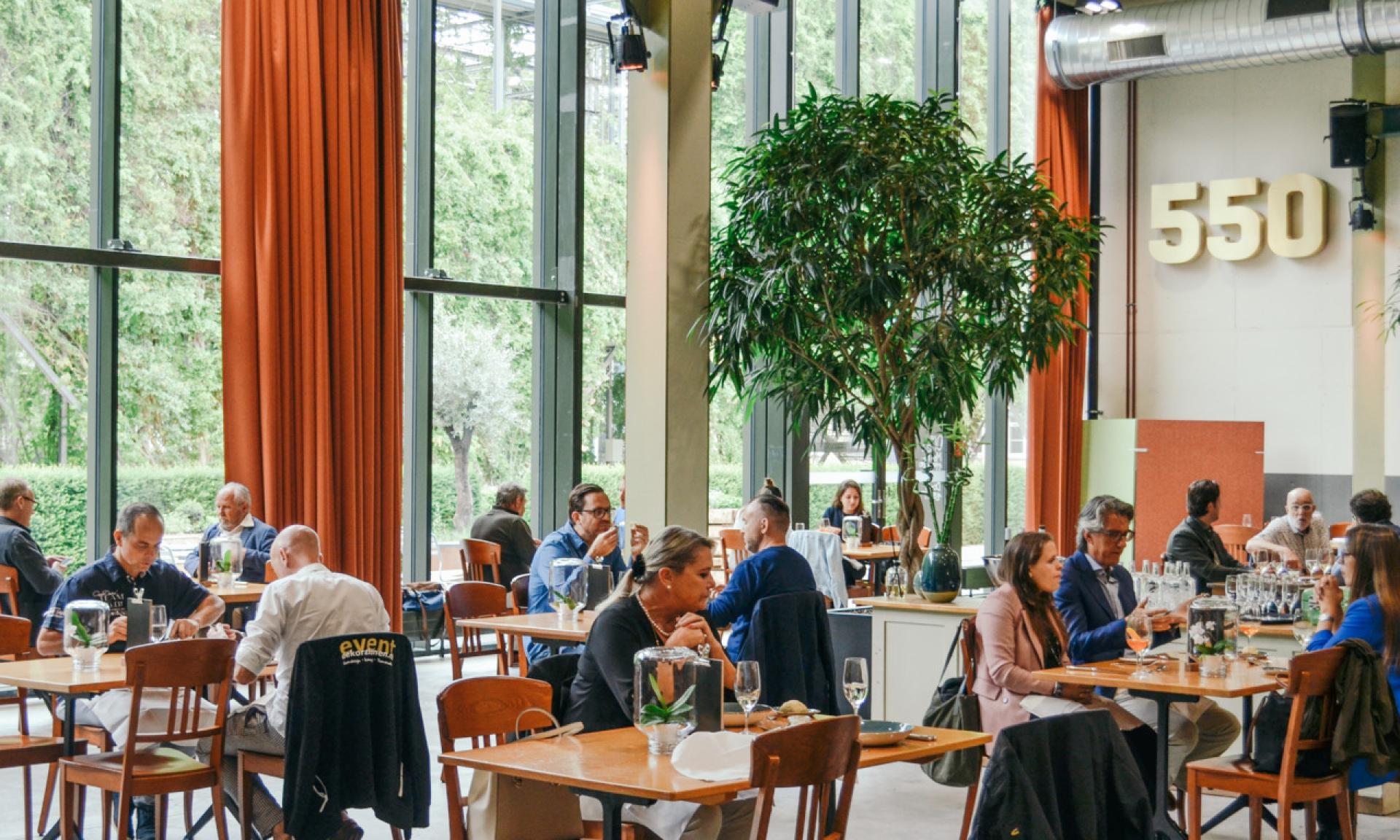 Zürich, Venue, Halle 550