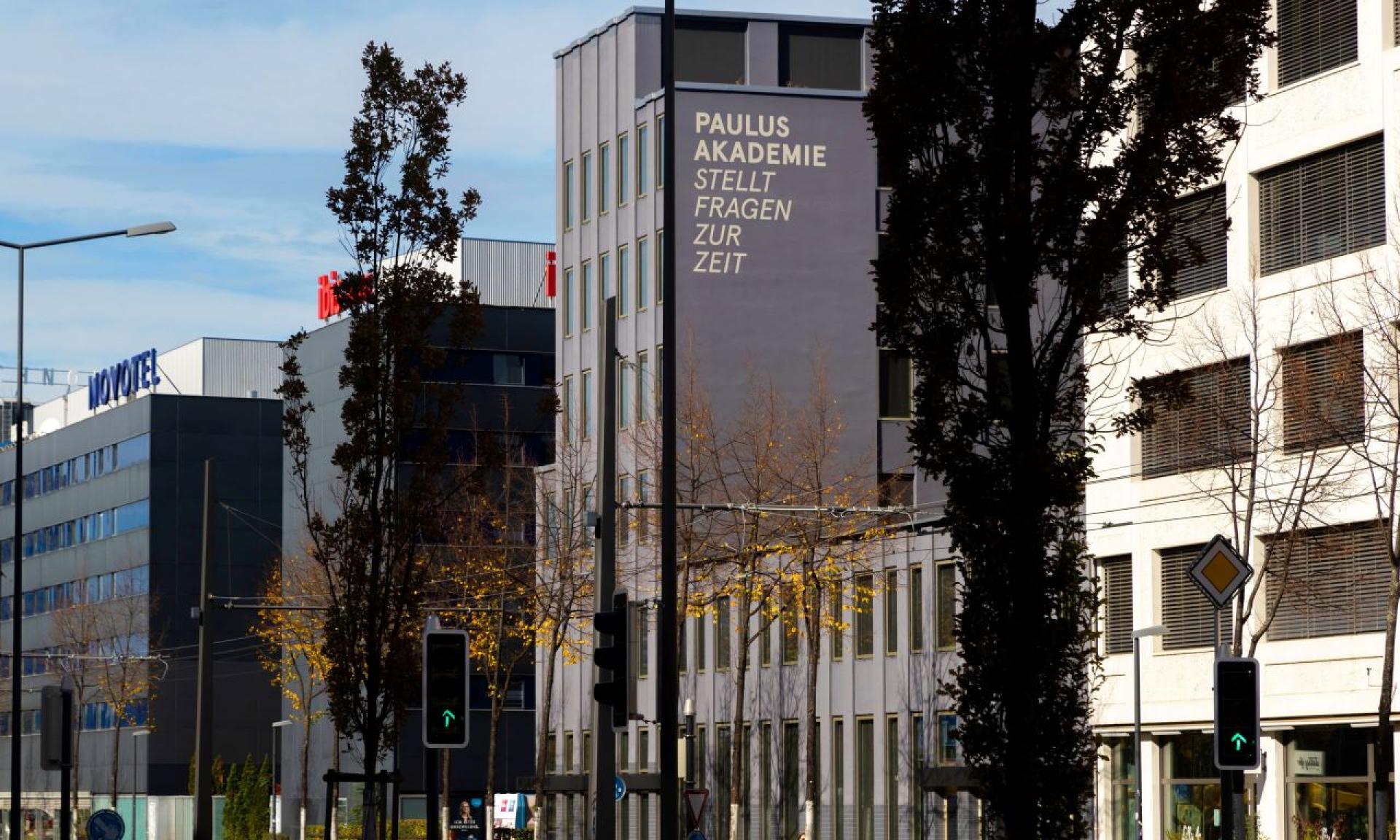 Paulus Akademie, Venue