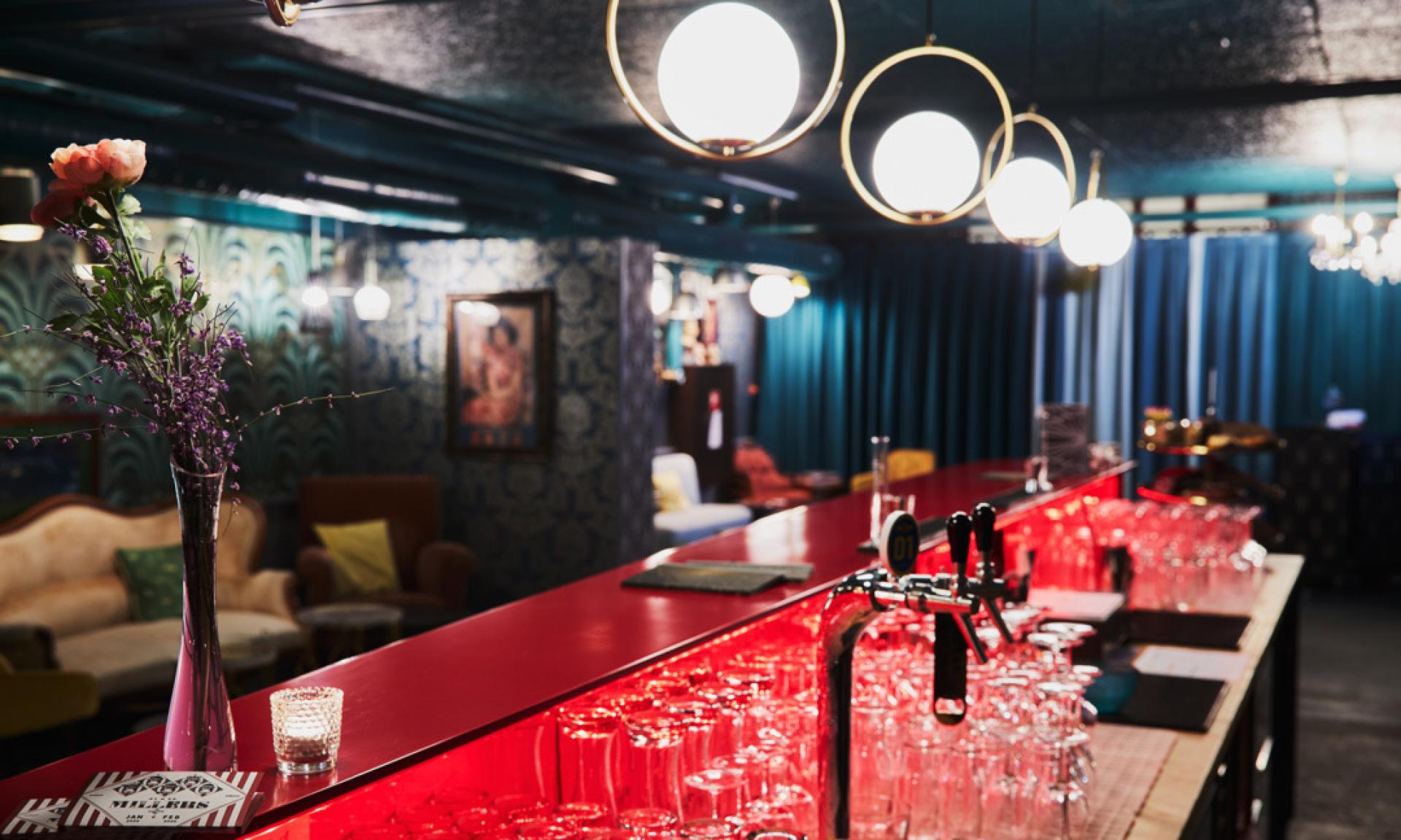 Mühle Tiefenbrunnen, Foyer Bar