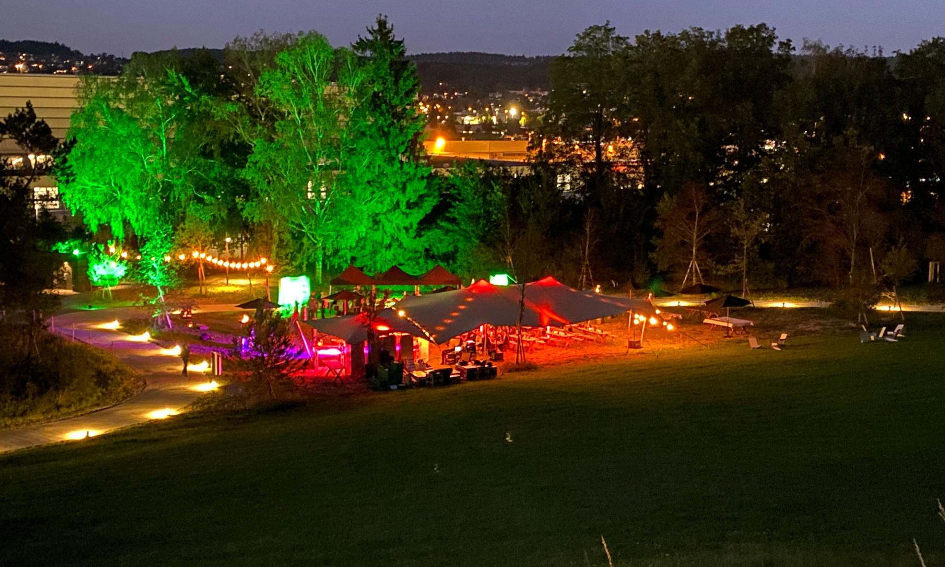 Flughafen Zürich, Festplatz / Park