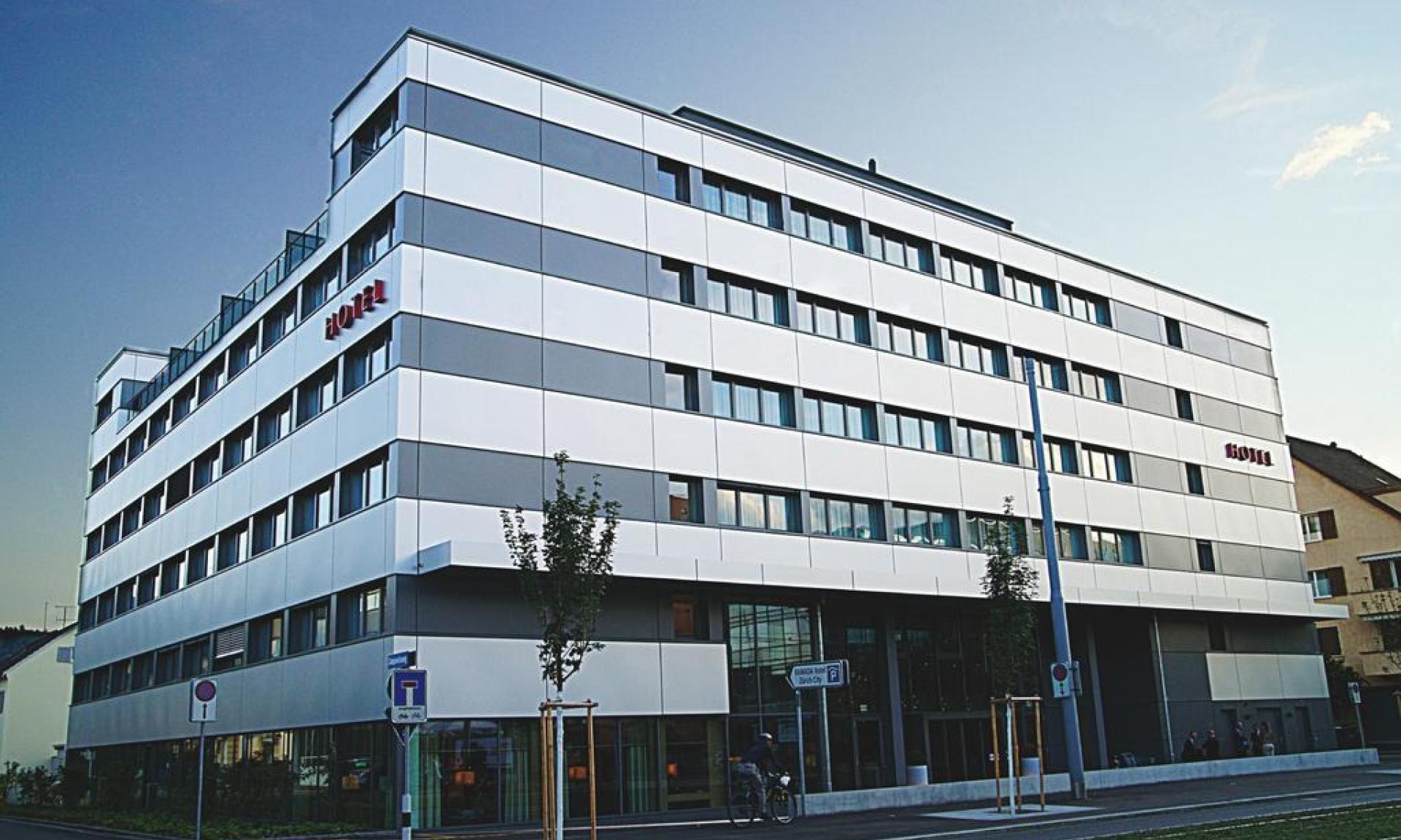 H+ Hotel, Zürich