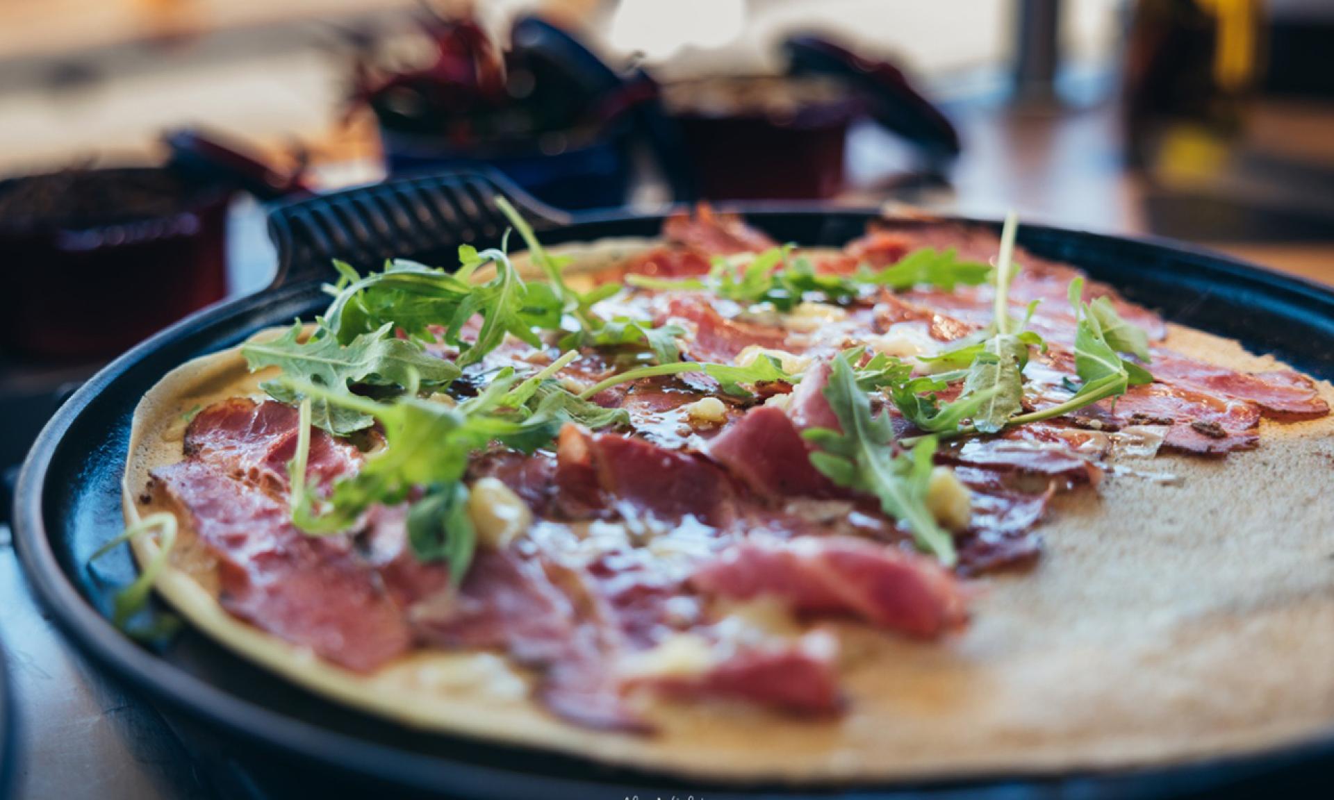 All About Crêpe