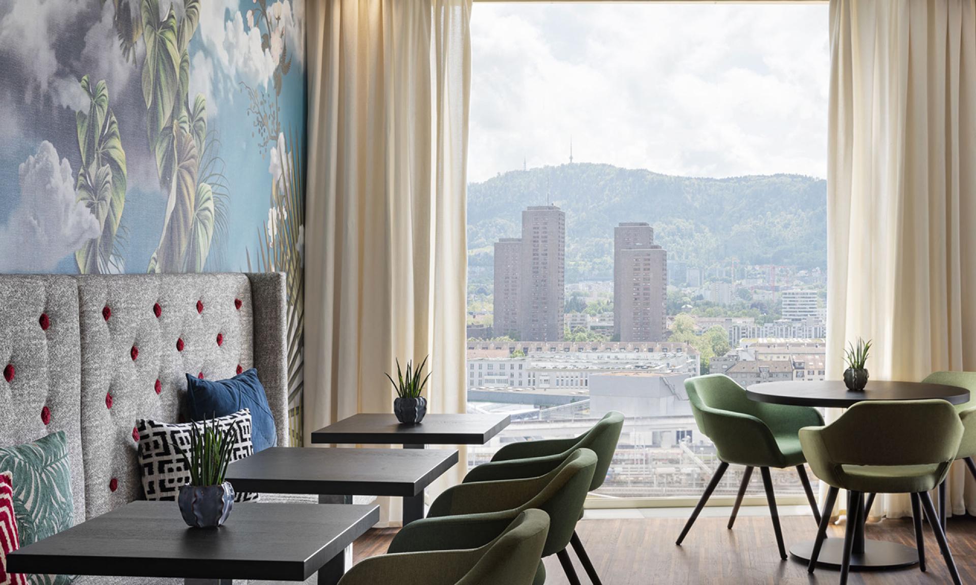 Renaissance Zürich Tower Hotel
