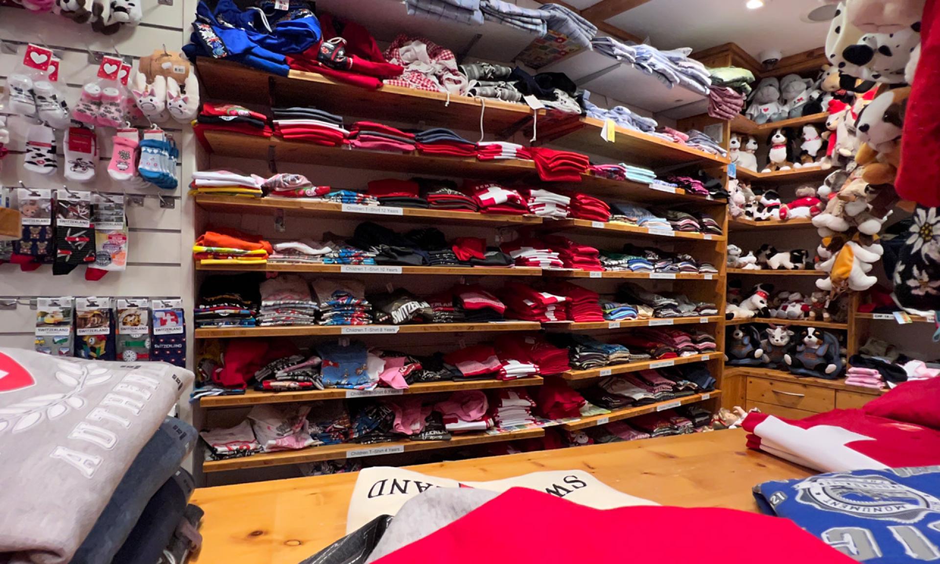 Teddy's Souvenir Shop