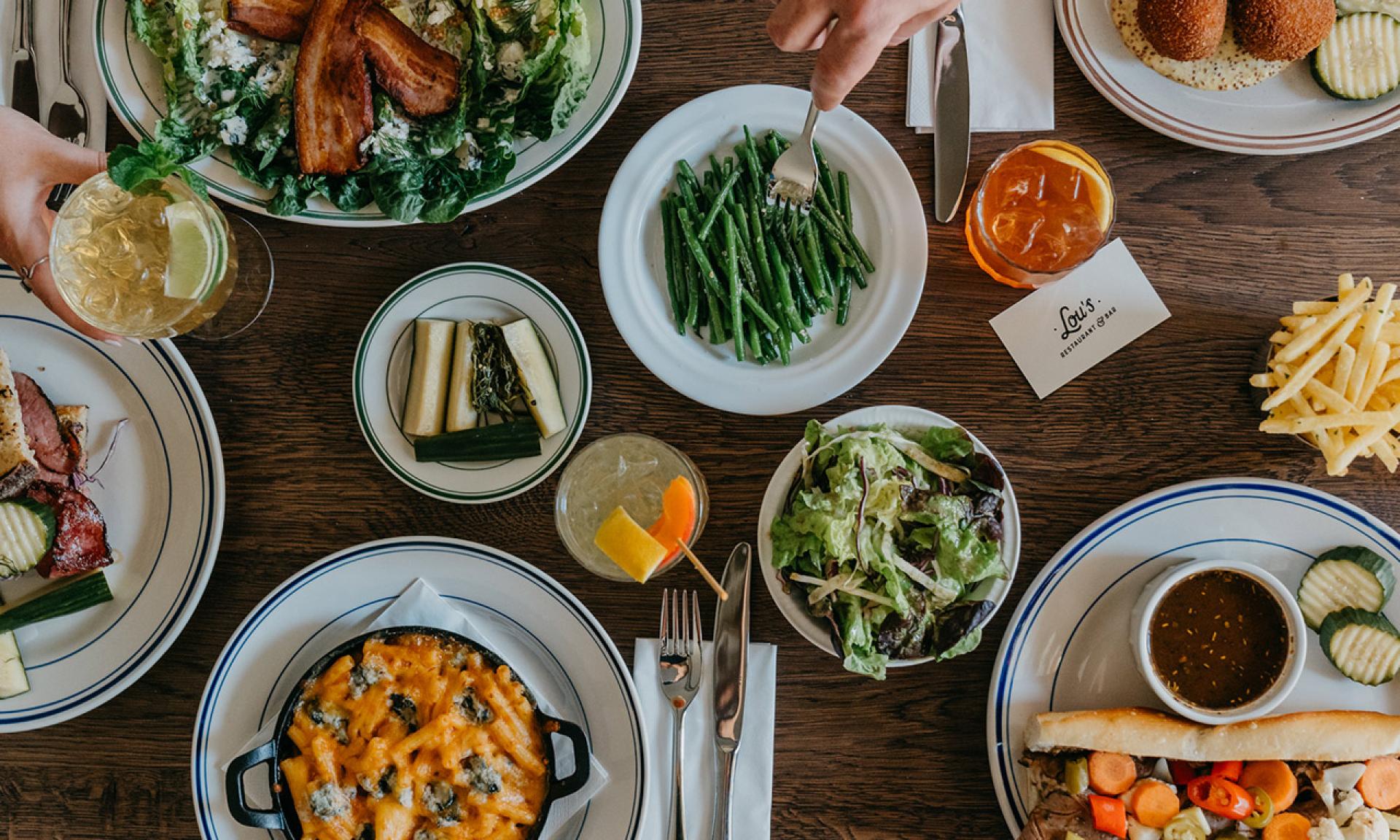 Lou’s Restaurant & Bar