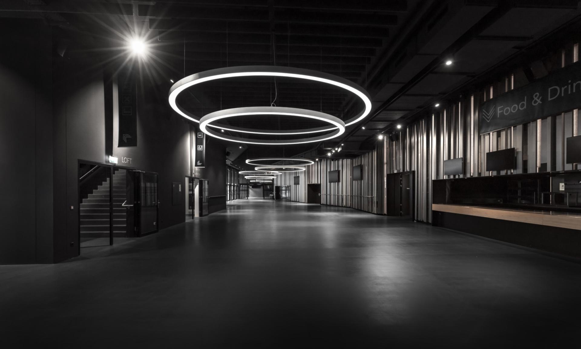 Zurich, The Hall
