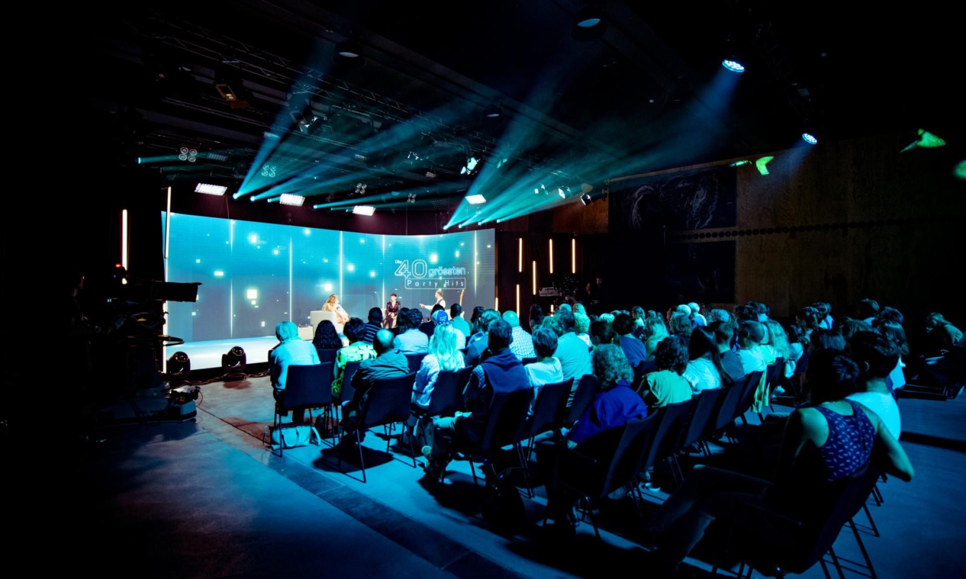 Zurich, The Hall