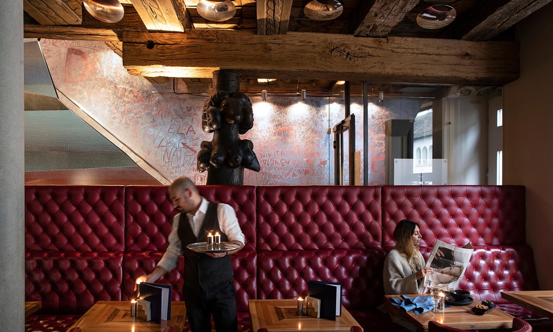 Widder Bar