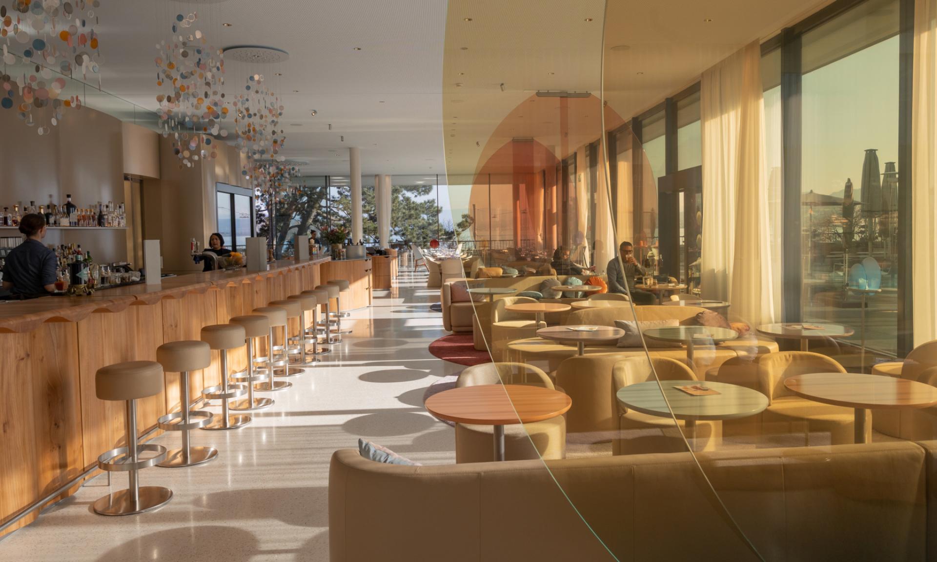 LUX Restaurant