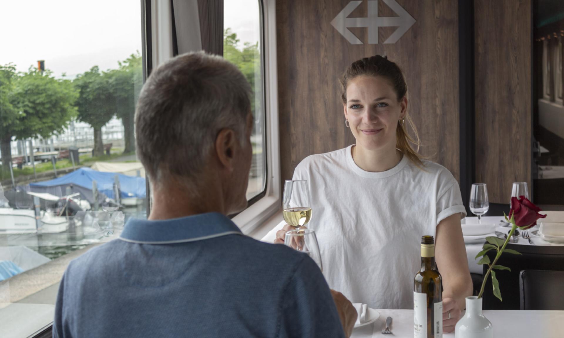 SBB Charter: Salon Suisse