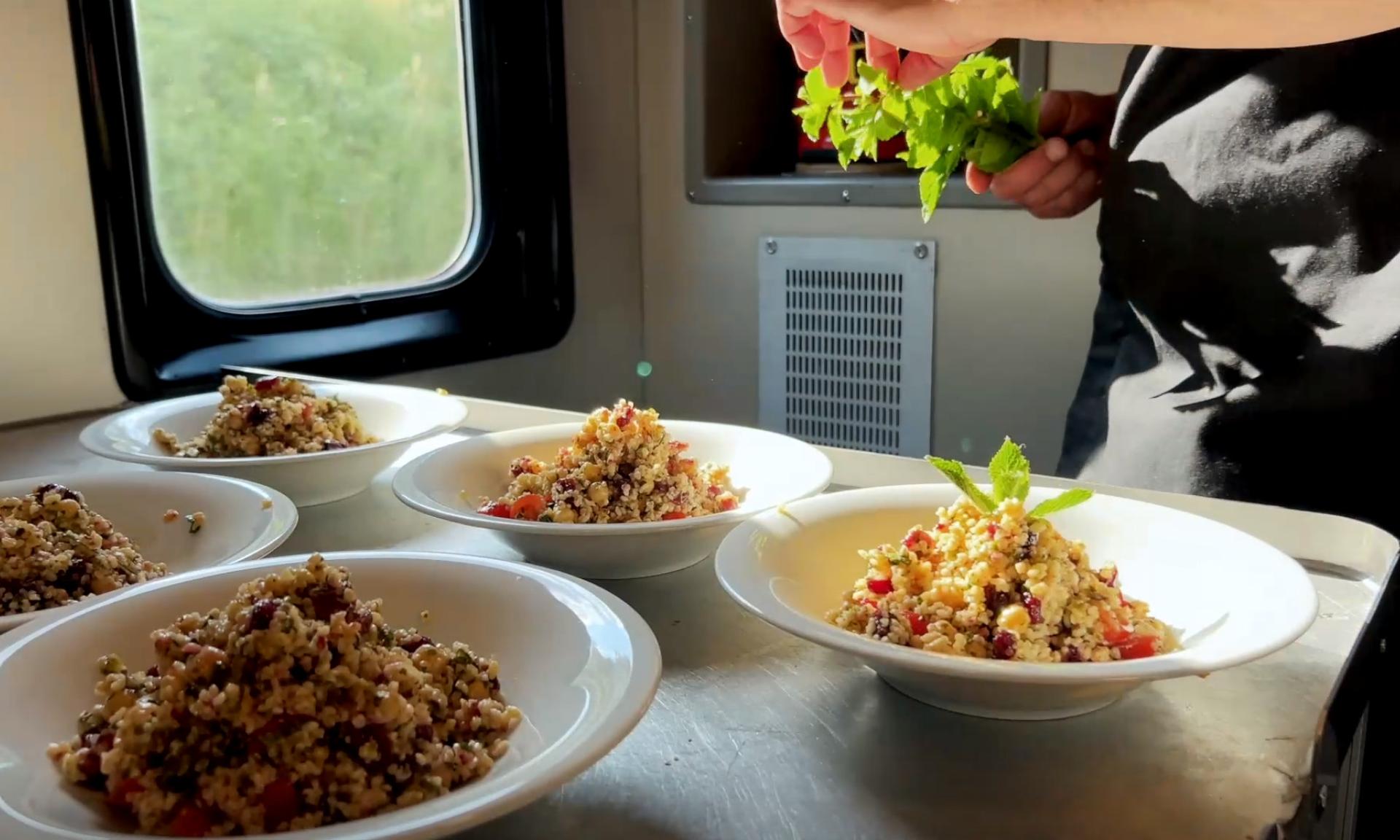 SBB Charter: Salon Suisse