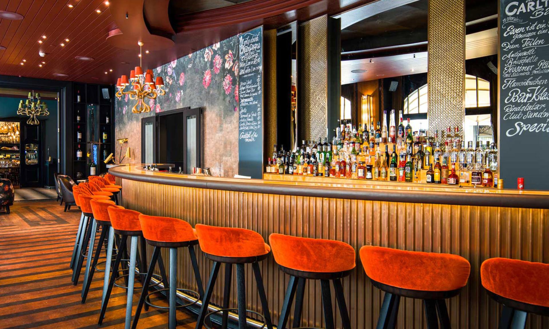 Carlton Restaurant & Bar