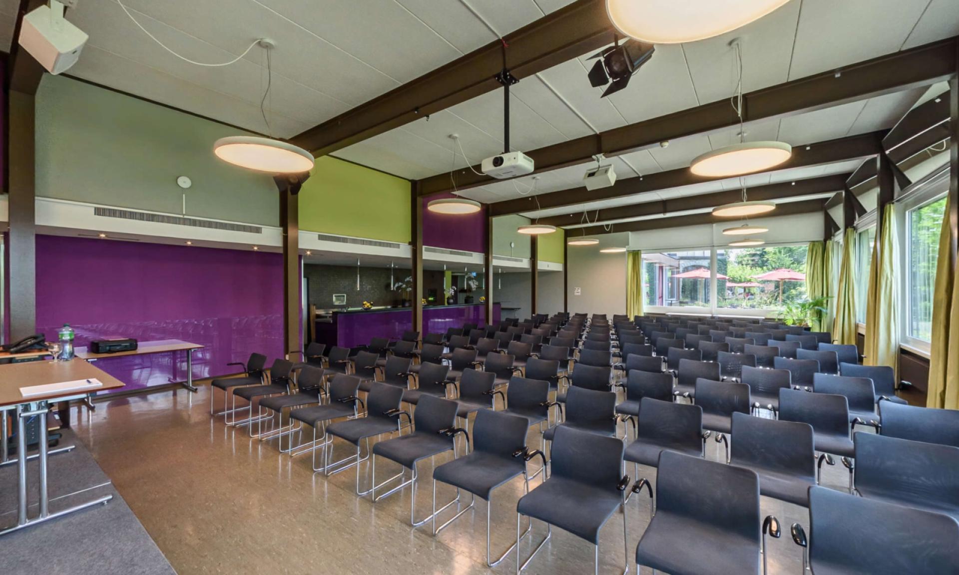 EPI Park, Park Saal