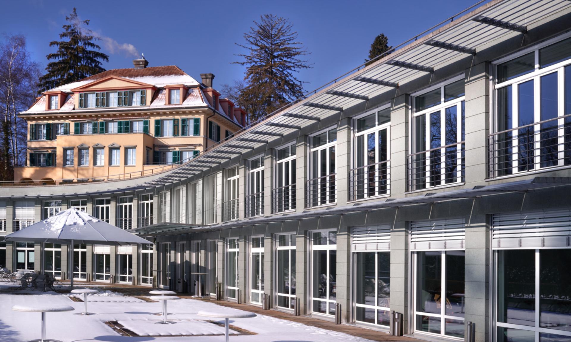 Zurich Development Center, Piazza