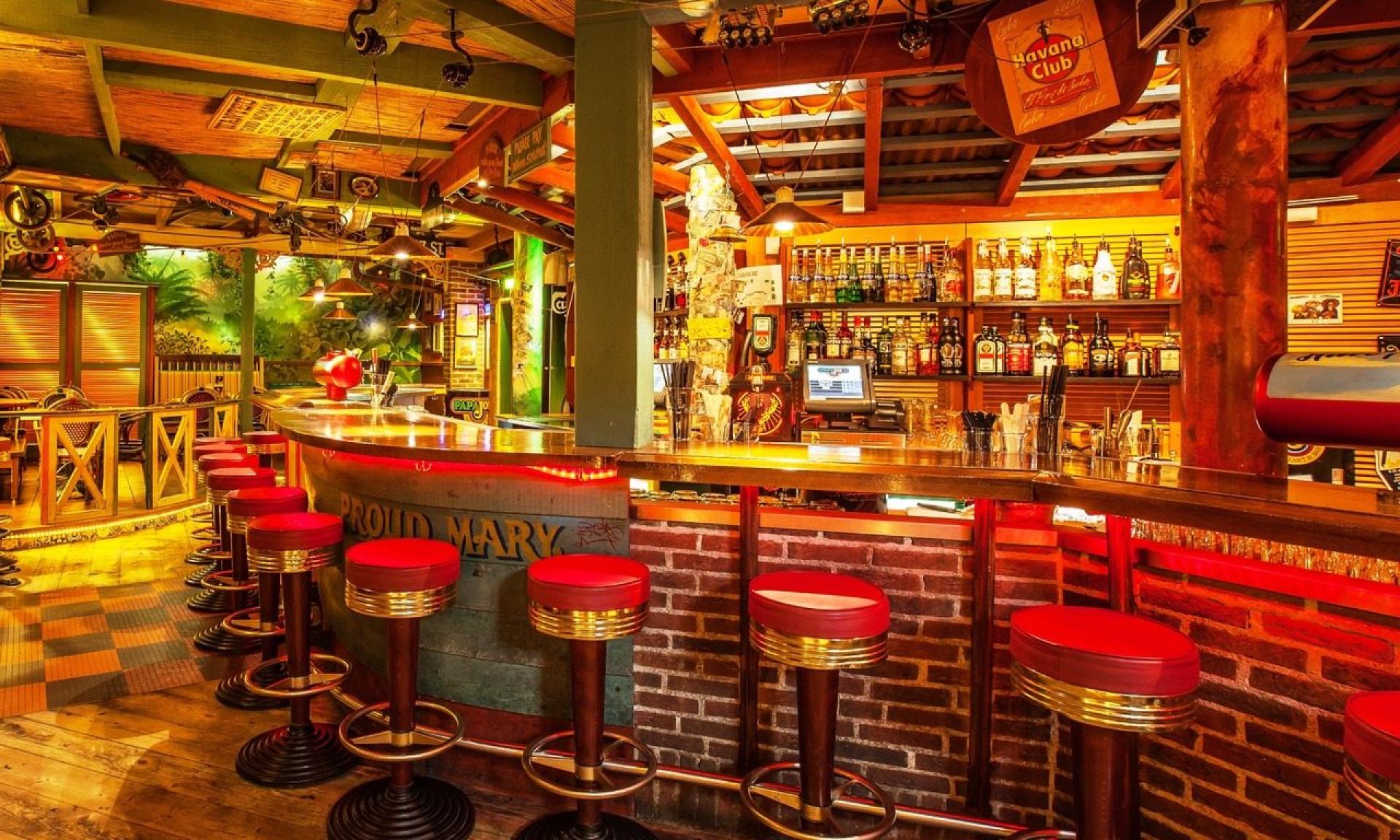 Papa Joe’s Restaurant & Bar