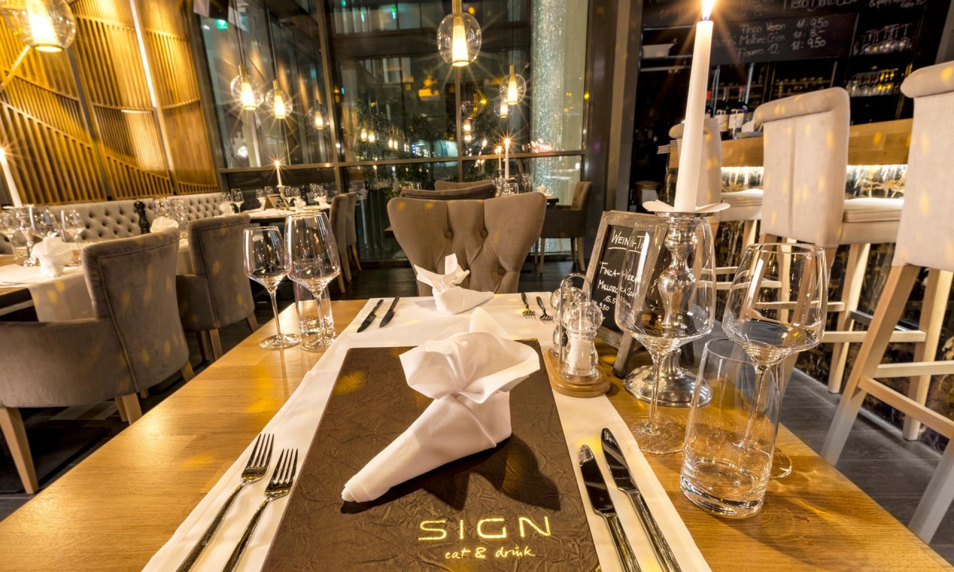 Restaurant, Sign eat and drink 
