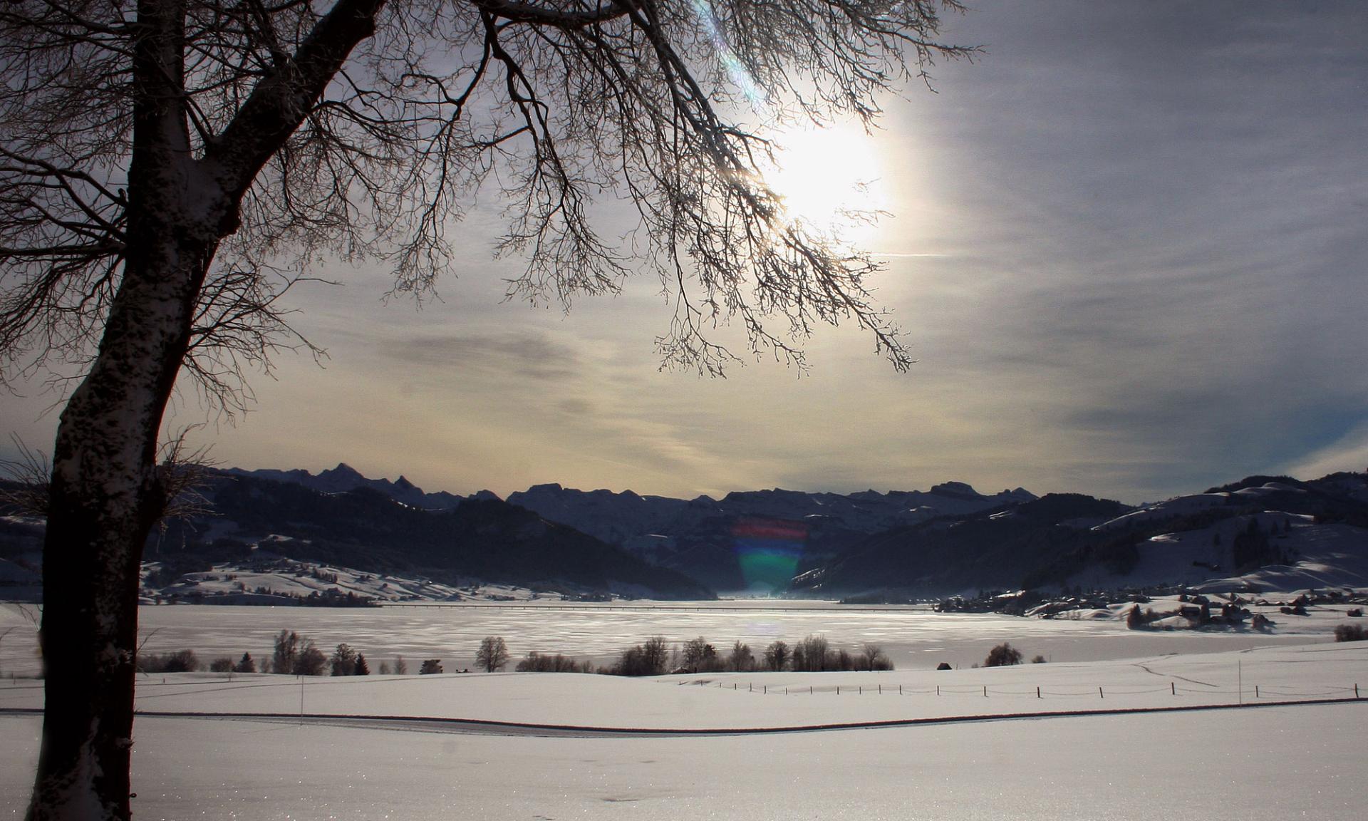Pursue sporting activities or relax in the winter landscape