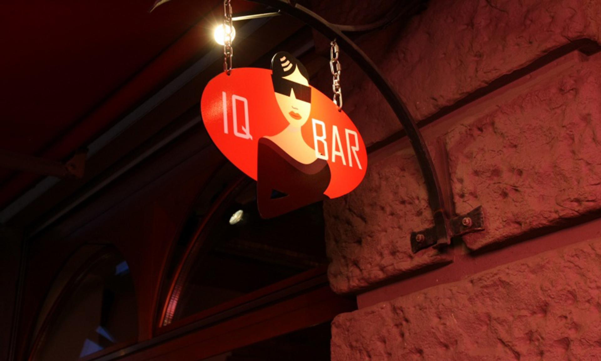 Gemütliche Bar