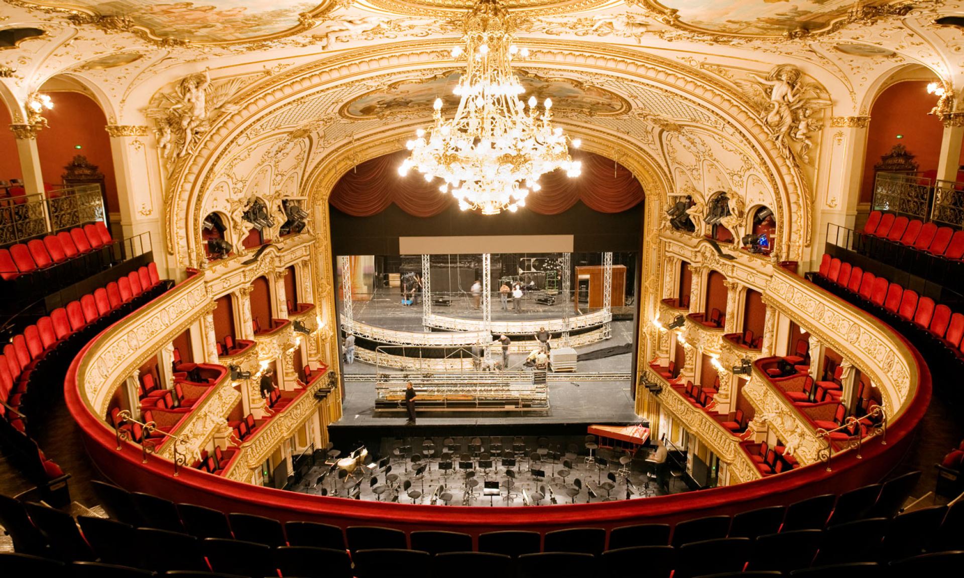 Bühne Opernhaus Zürich