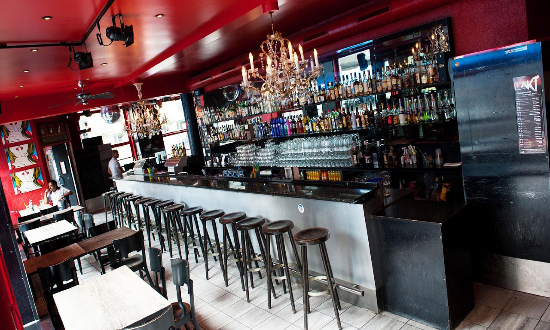 Bar in Zürich-West: 4. Akt