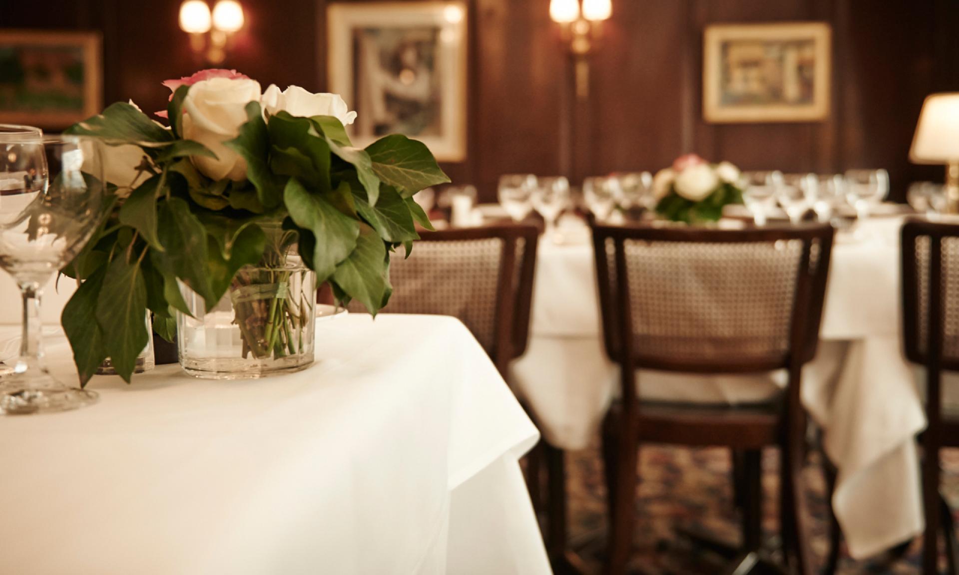 Restaurant Kronenhalle Zurich vie de l'interieur
