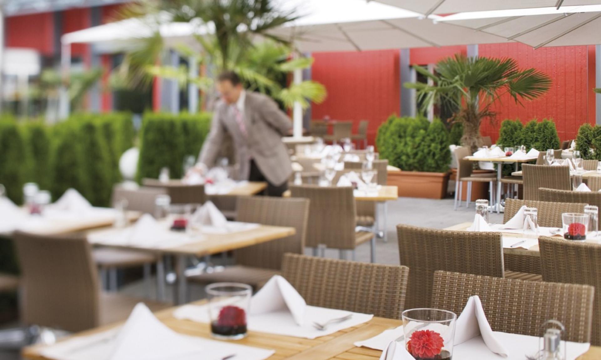 Mövenpick Zürich Airport - Terrasse