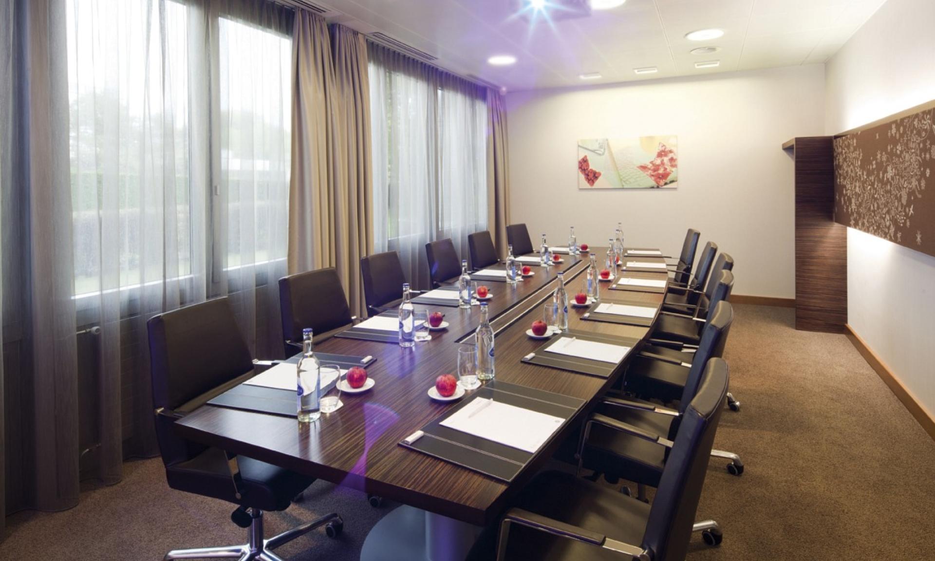 Mövenpick Zürich Airport - Meetingraum