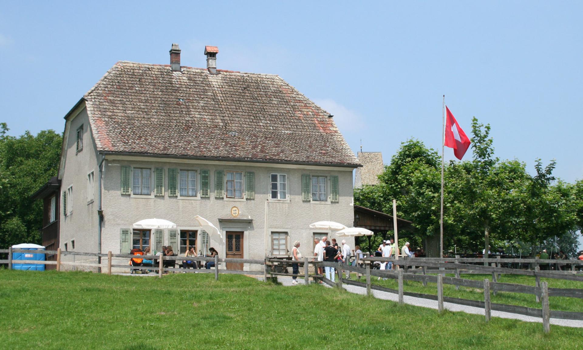 L'isola di Ufnau, "Haus zu den zwei Raben" (casa ai due corvi)