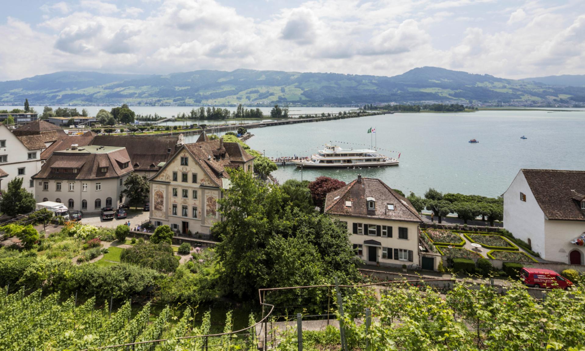 Blick über den Zürichsee von Rapperswil nach Hurden