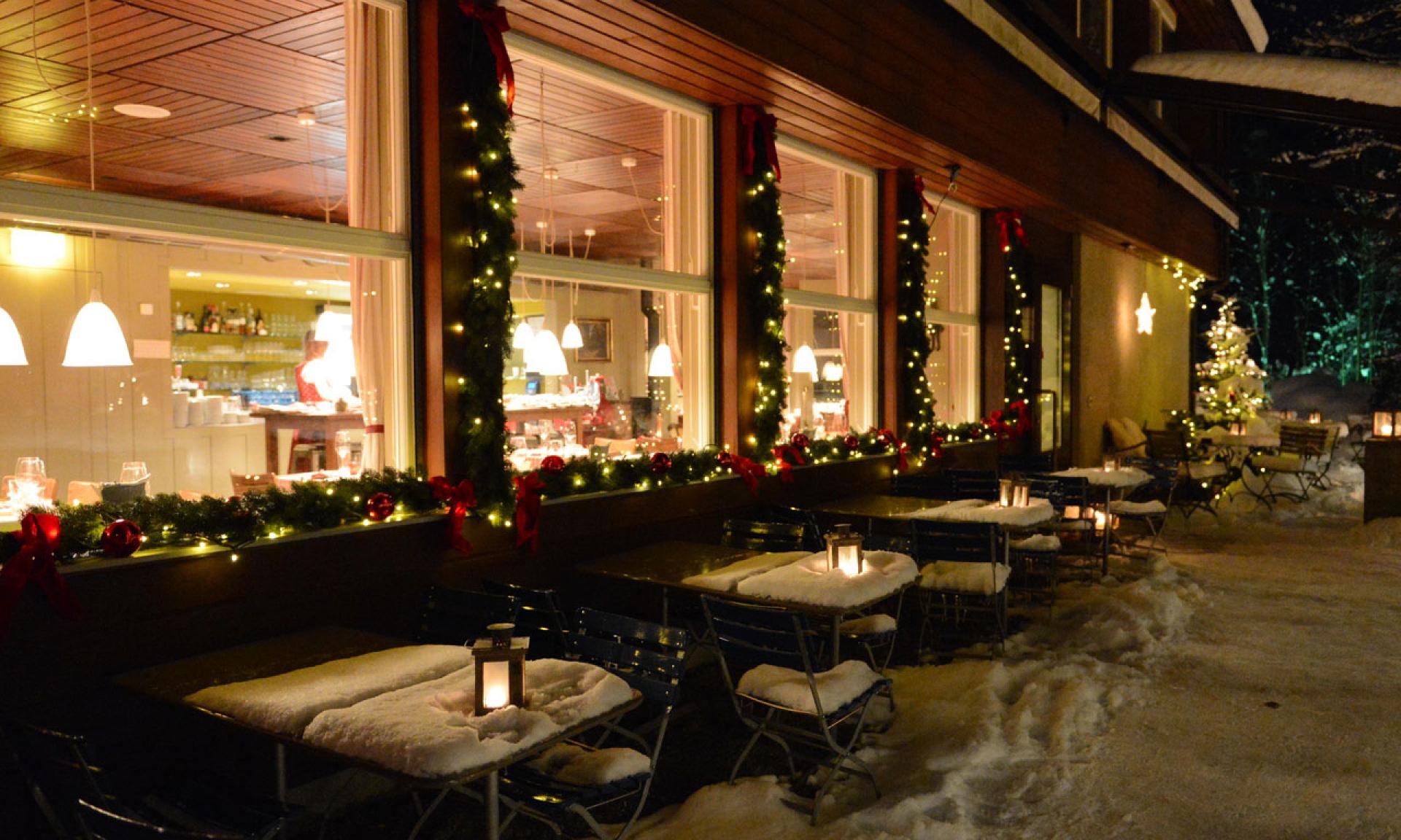 Zurich Restaurant, Wirtschaft Degenried