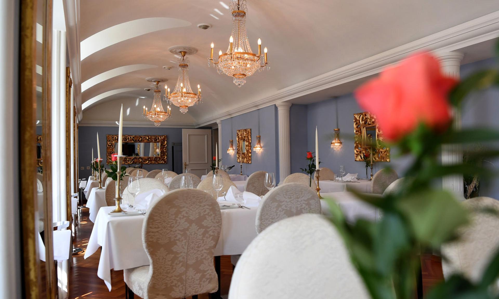 Laufen Castle Restaurant
