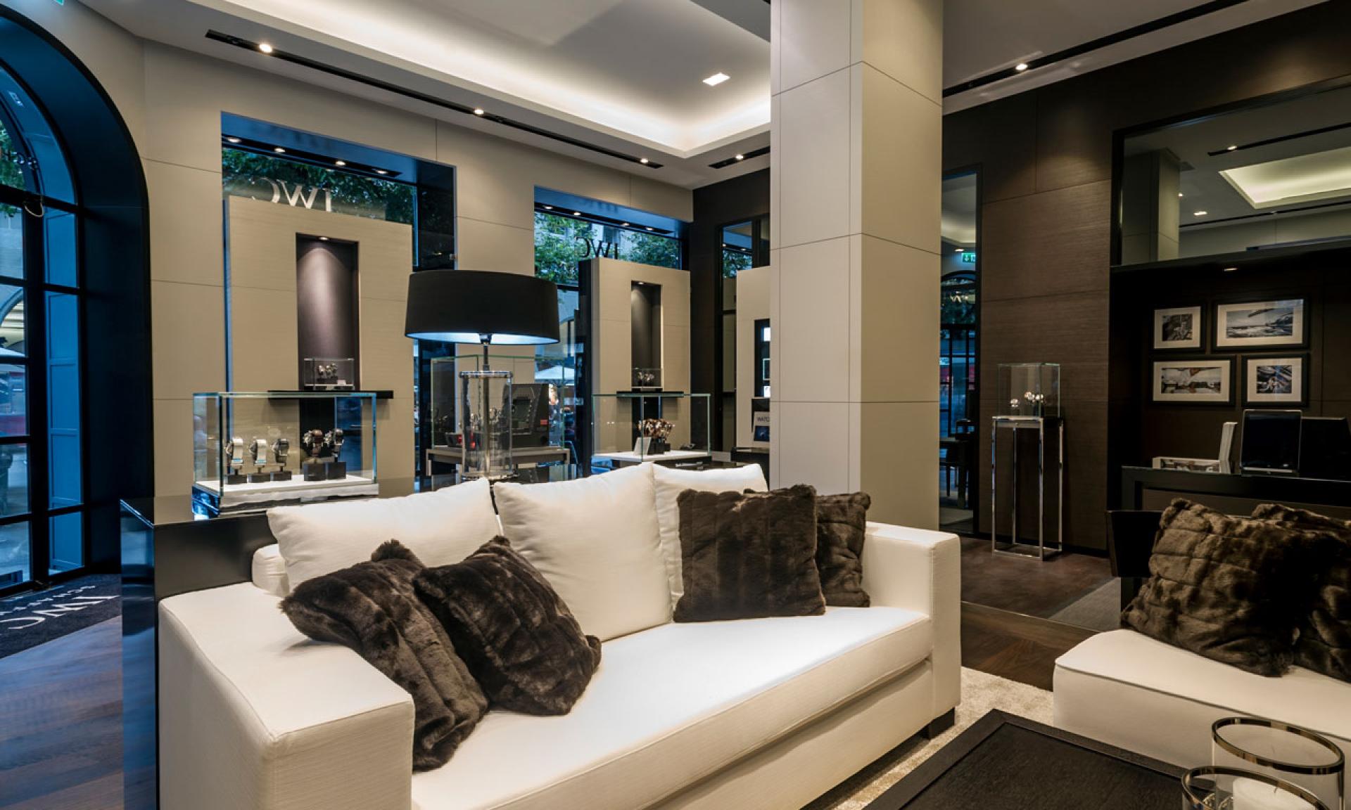IWC Schaffhausen Boutique, Shopping Zurigo Bahnhofstrasse, orologi svizzeri