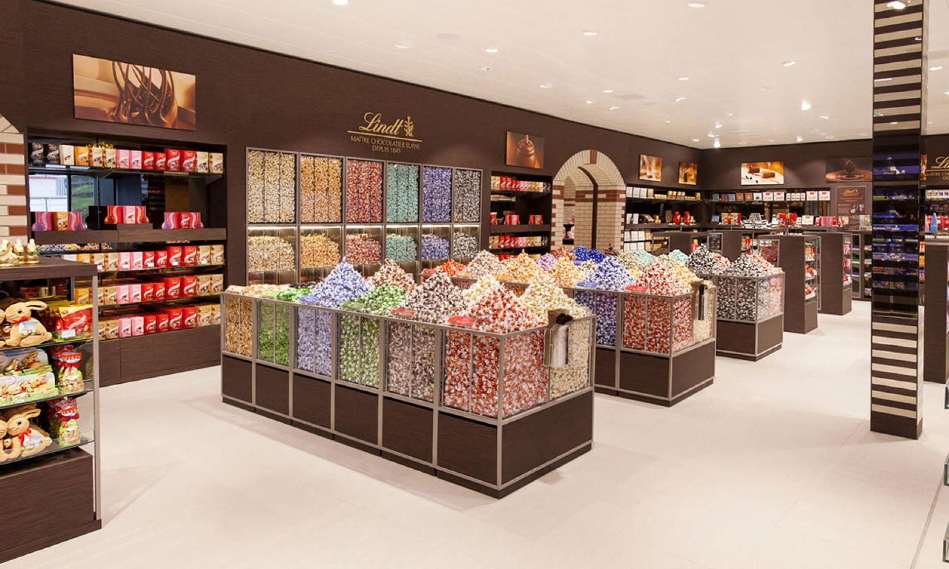 Lindor chocolate balls, pralines, chocolate bars