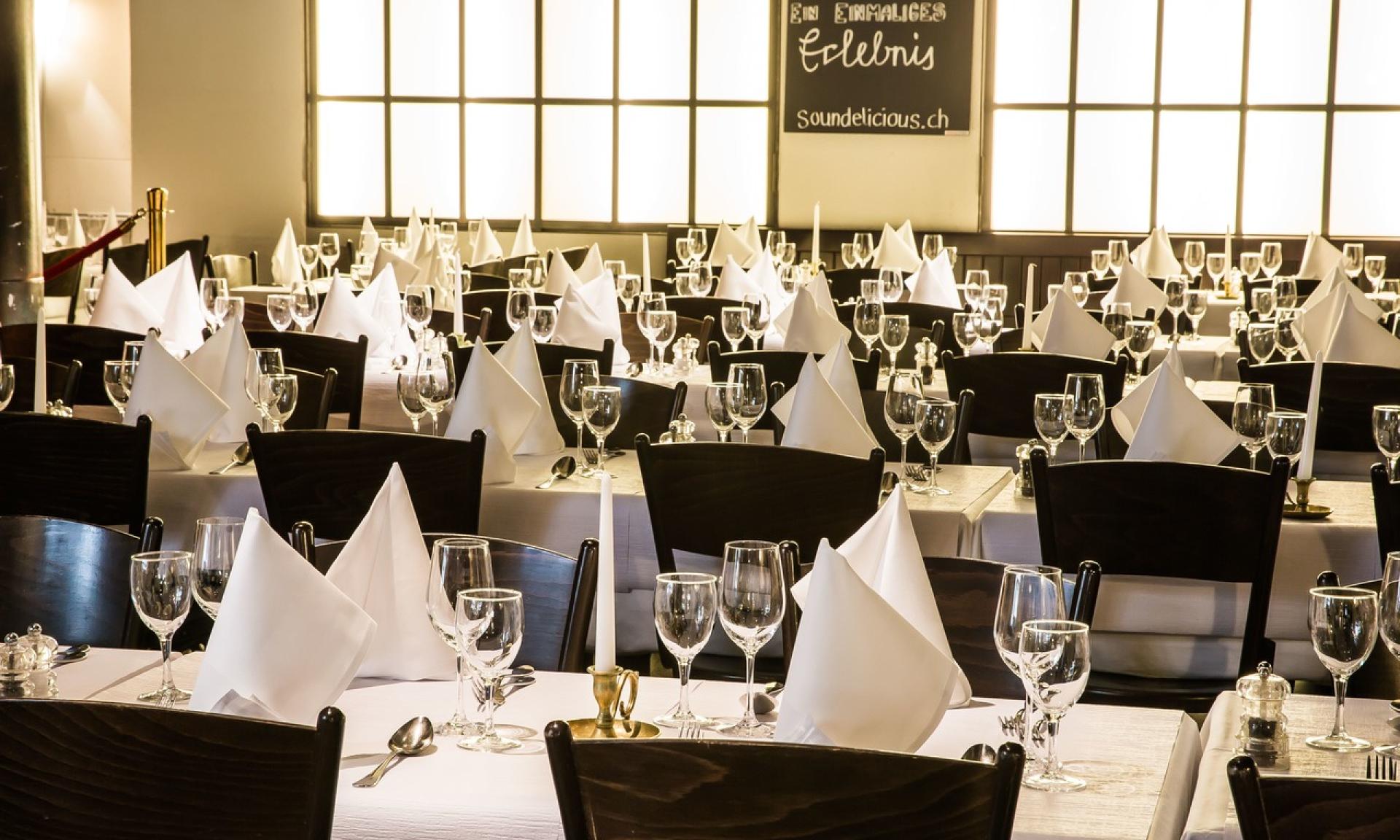 Zurich, Commihalle