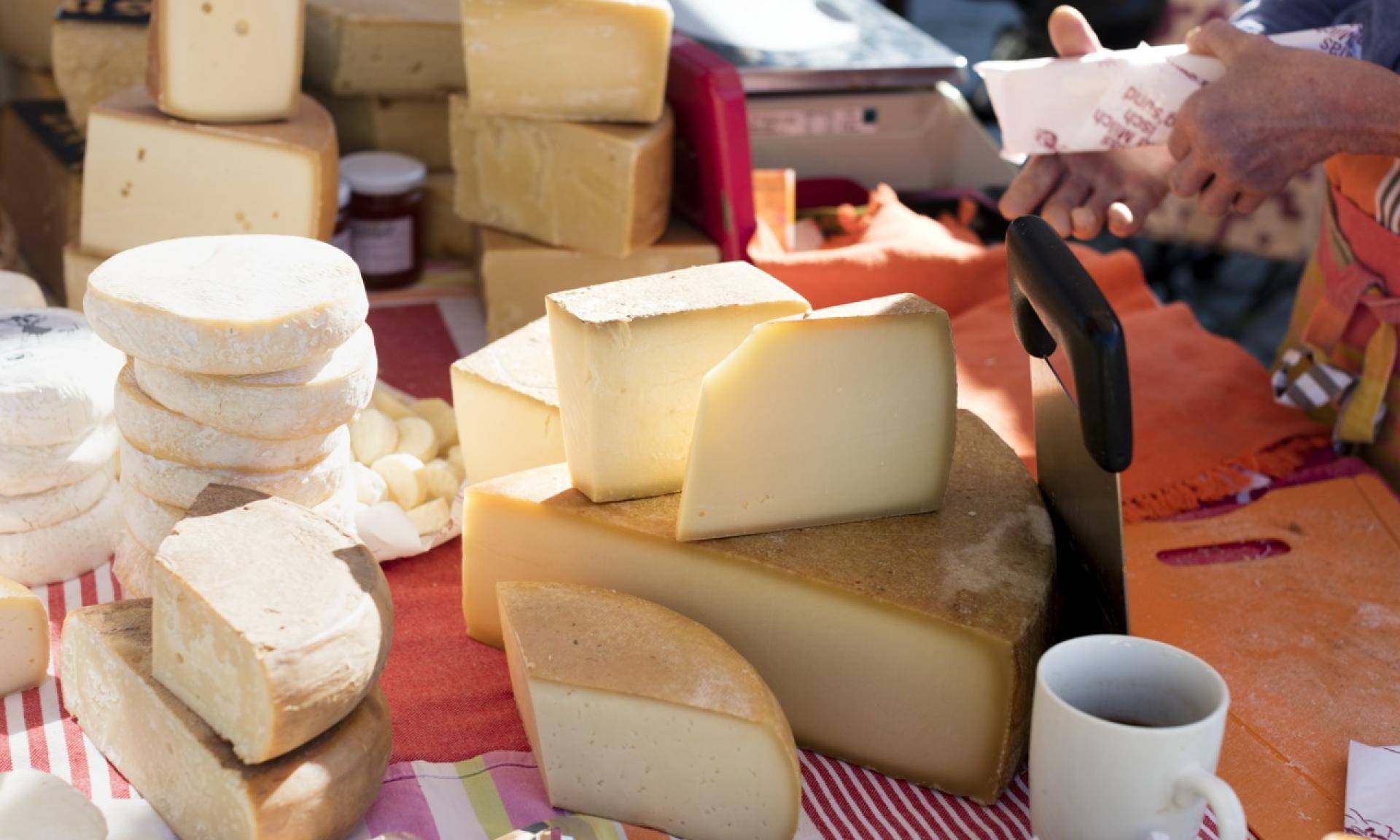 Market at Helvetiaplatz, Zurich