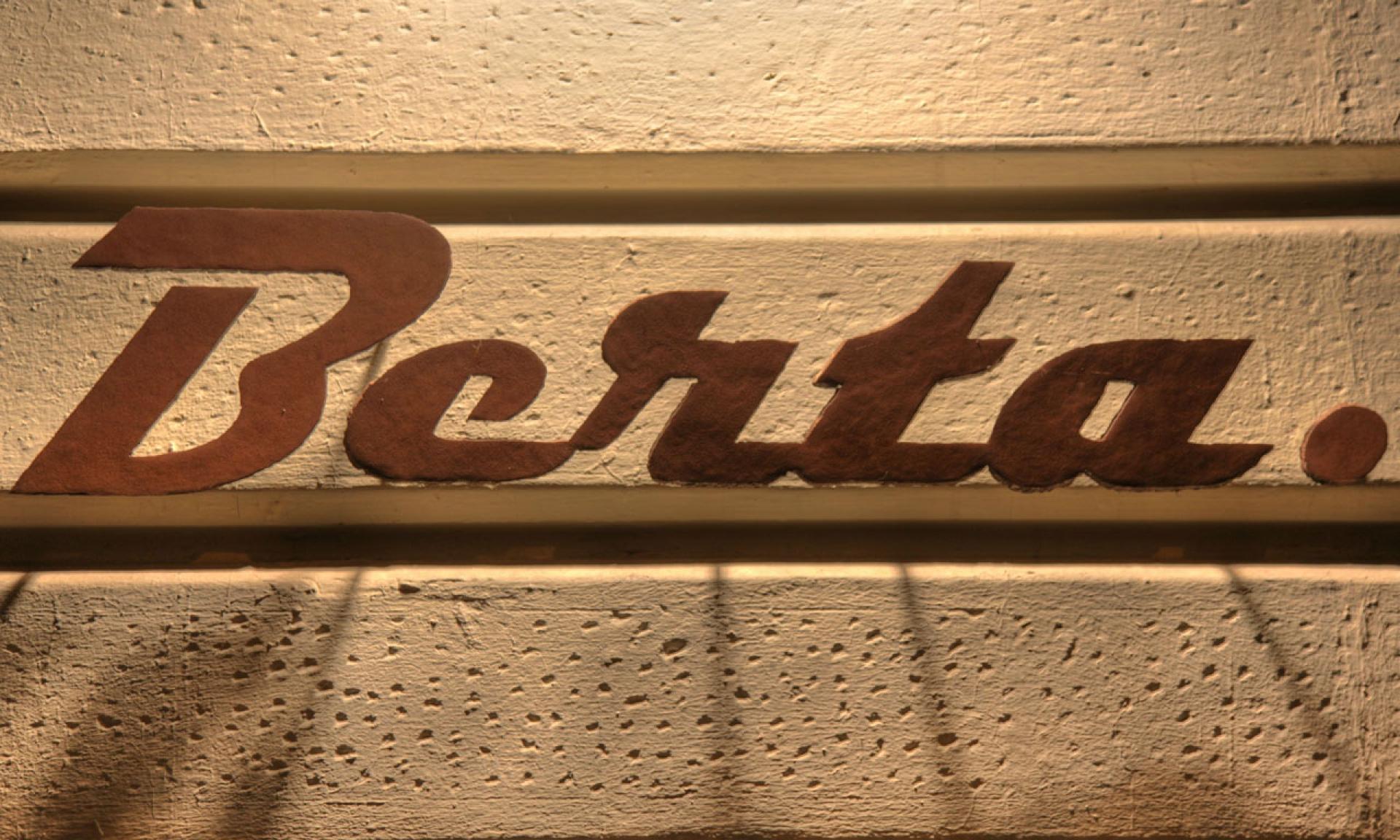 Berta Bar Café cartellino Zurigo
