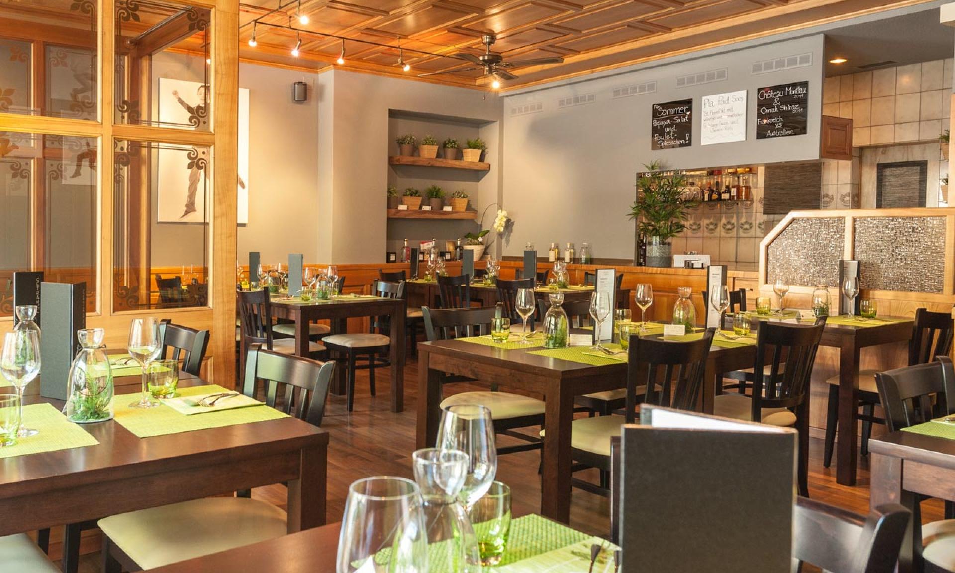 Zurich Thai Restaurant, Vee's Bistro