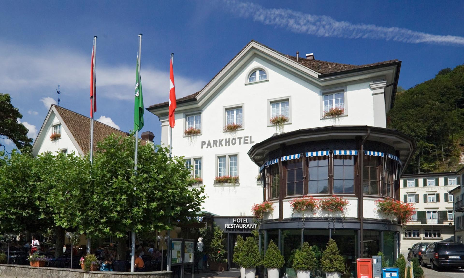 Restaurant Brasserie au Lac at Parkhotel Schwert, Weesen by Lake Walen