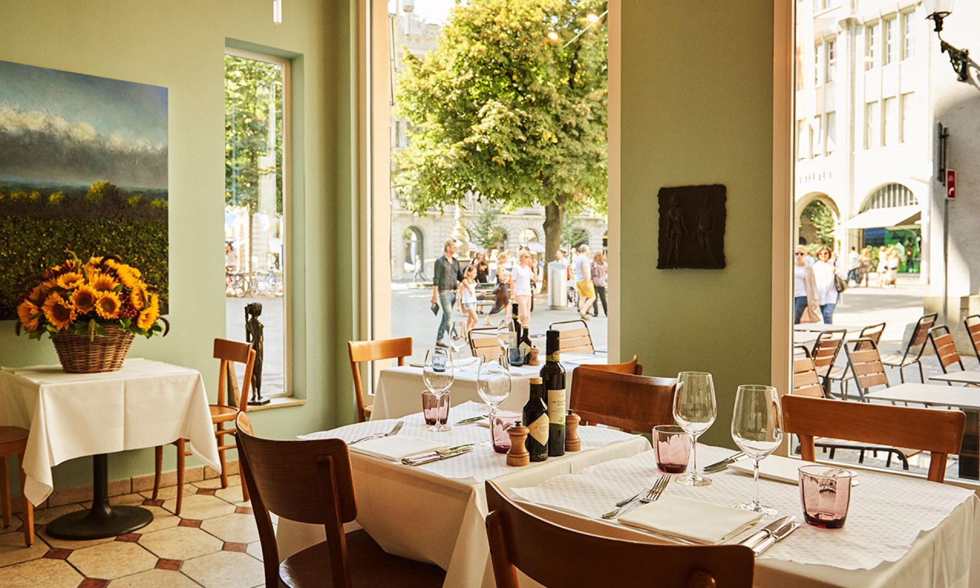 Zurich Restaurant, Santa Lucia Paradeplatz