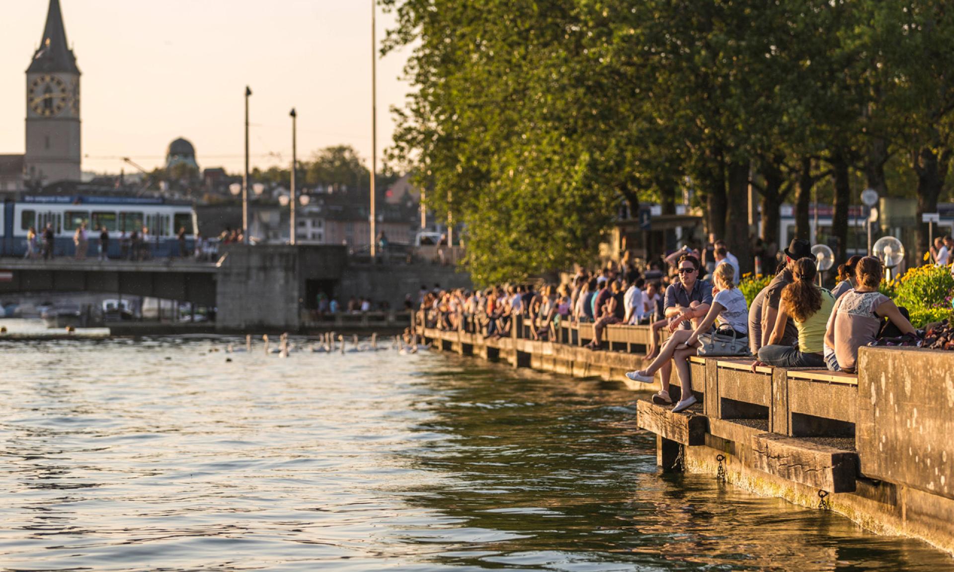 Utoquai und Quaibrücke beim Zürichsee