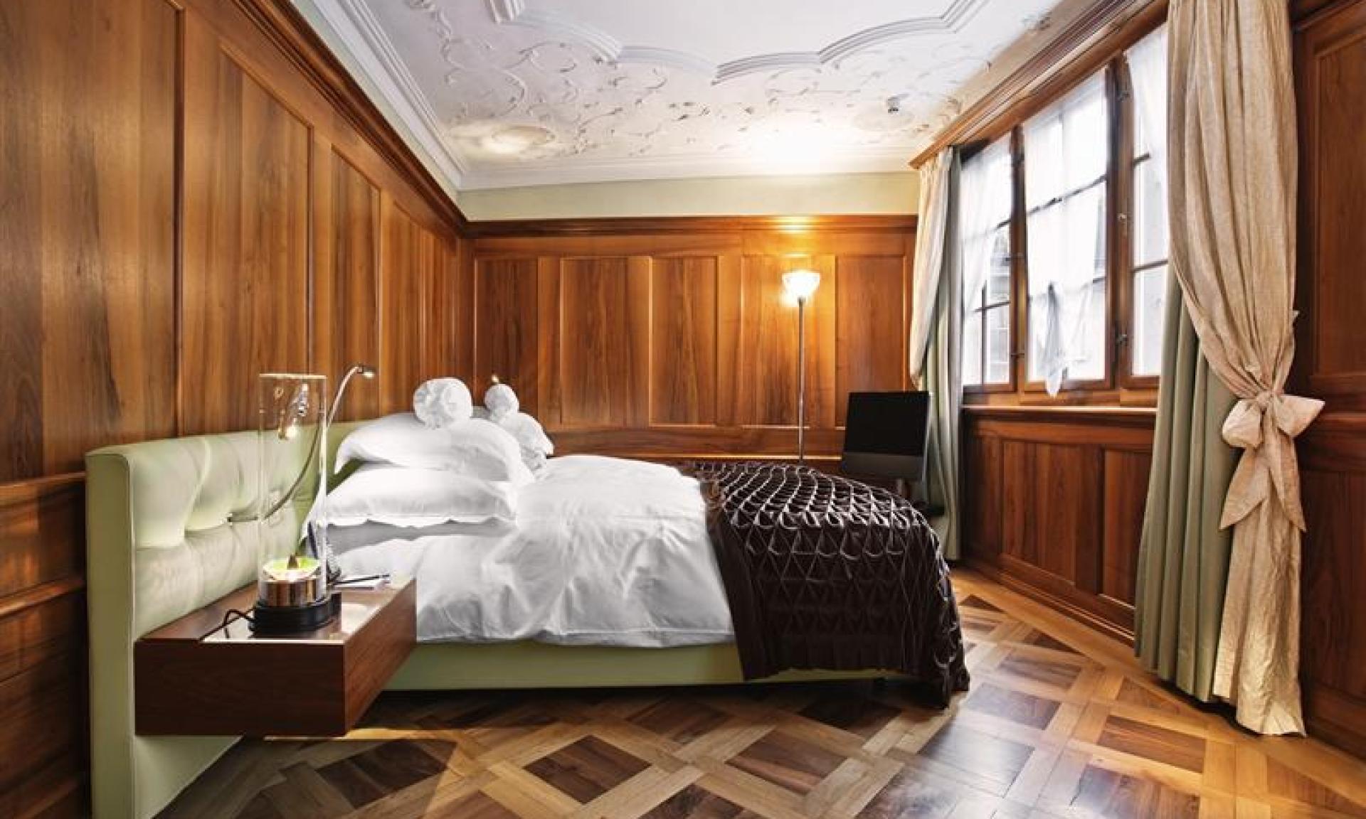Room View Widder Hotel